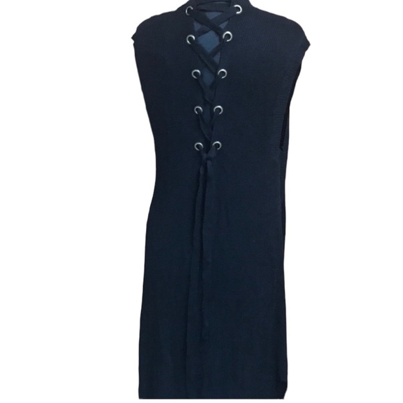 Love Scarlett Sweater - Picture 5 of 6